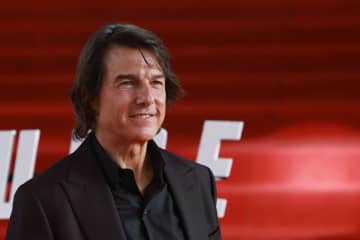 トム・クルーズがキューバ女優との破局に「自分の基準を満たしていなかった」　フラれた負け惜しみの指摘も