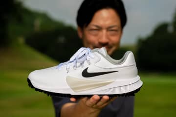 シェフラーと共同開発！世界No.1が求めたテニスシューズの快適性 ナイキ「ヴィクトリープロ 4」試し履きレポート