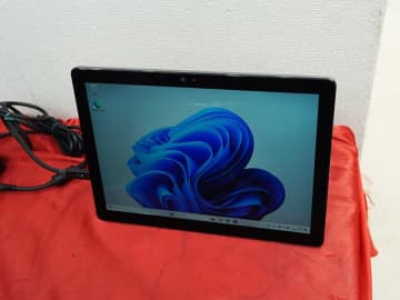 Core i3-8145UやWindows 11 Pro搭載の「Latitude 7200 2in1」が12,800円！保証無しの中古品セール