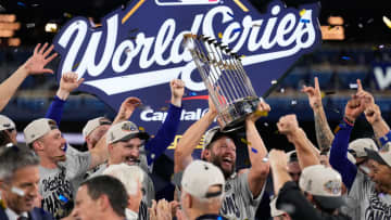 ドジャース　2年連続のシルバースラッガー賞を受賞　リーグ「5冠」圧巻の打撃力　1試合平均5得点　逆転勝利48回と勝負強さ見せる