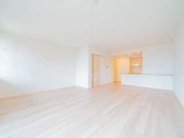 パークタワー晴海 14階｜「月島」駅徒歩12分。都心近接・大空と運河を見晴らすタワーレジデンス。スカイツリービュー。ワイドスパンバルコニーの開放感溢れる2LDK