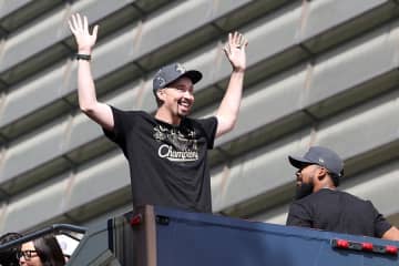 WS連覇後まさかの4連勤「いつ寝てるの？」　ド軍スネルに集まる心配「目元ショボショボ」