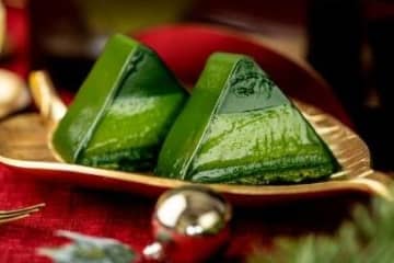 祇園辻利の25年クリスマスケーキ、濃茶ショコラムースや抹茶塩ガナッシュなど“5種の抹茶”を重ねて