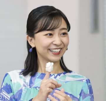 佳子さまのワンピース、何色が好き? 10月の衣装をチェック