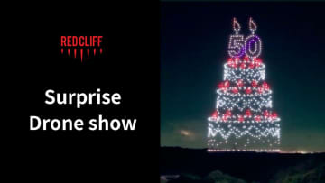 花火大会やお祭りで夜空からのプロポーズ！レッドクリフが叶える「サプライズ・ドローンショー」