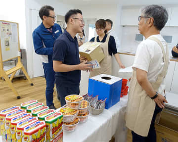 ナガセヴィータ 「世界食料デー」に社内イベント 学給支援国の料理を食堂で提供