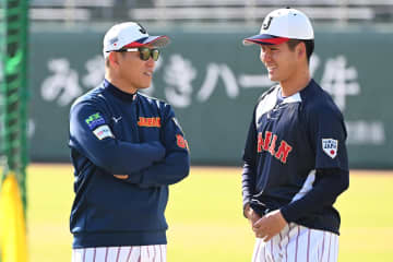【侍ジャパン】井端弘和監督 二塁手・遊撃手もピッチコム装着で強固なセンターライン構築