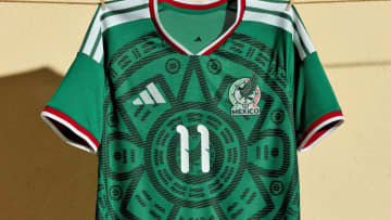 伝説のデザインが復活！2026W杯開催国、大会用の新ユニフォームがインパクト抜群