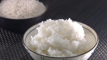 スーパーのコメ価格9週連続で4000円台…2週ぶり値上がり4235円　前年より800円以上アップ　新米出回りや備蓄米販売減が影響か