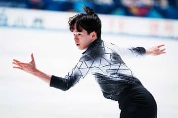 フィギュアNHK杯に映ったブロンド女性に「今でも華ある」「久しぶり」　地上波中継で熱視線