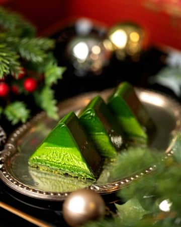 祇園辻利のクリスマスケーキ♡“5種の抹茶”が織りなす極上の抹茶ショコラノエル