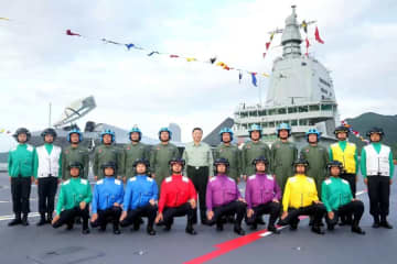 中国初の電磁カタパルト搭載空母「福建」が就役