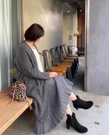 画像でわかる！ 50代のプリーツスカートコーデ14選｜おしゃれな大人女性の画像まとめ