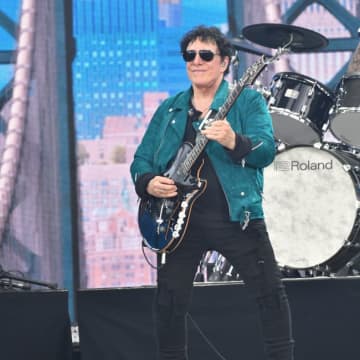 ジャーニー、2026年に最後のツアー「ファイナル・フロンティア・ツアー」開催へ