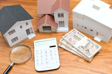 父が残した実家(評価額2500万円)を相続することになりました。現金ではなく不動産の場合、税金はいくらくらいかかるのでしょうか?