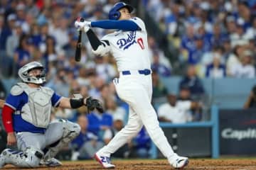 「グッドマンに敗れた？マジで？」SS賞個人獲得は大谷翔平のみ…ドジャース専門メディアがスミスの落選に怒り！「驚くべきで、ほぼ無礼」