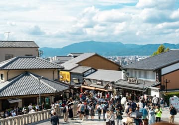 インバウンド好調の陰で進む「お金を使わない観光客」化…懸念すべき満足度低下