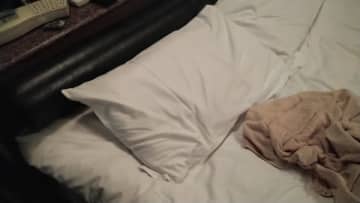 ラブホ従業員の鉄則「利用者とは顔合わせ厳禁」 廊下で会ったら「慌てて空いてる部屋に逃げ込みます」