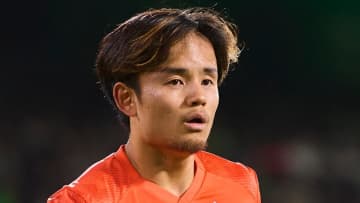 久保建英、ついにソシエダで先発復帰！「チーム初シュートも38歳GKが超セーブ」と現地評価