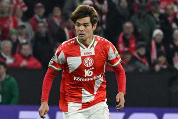 日本代表MFが「完璧なクロス」　ATに劇的な勝ち越し弾…伊名門撃破導く圧巻パフォ