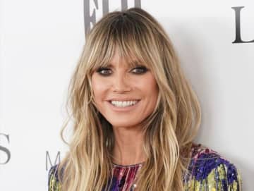 ハロウィンの女王ハイディ・クルム、今年の仮装も“誰!?”状態　ファン脱帽の新作を振り返る