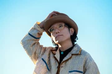 ハナレグミ、プレミアムライブ＜THE MOMENT 2025＞に内田也哉子がゲスト出演決定。ライブ初日に配信EP『THE MOMENT』リリースも