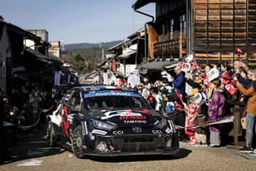 トヨタGRヤリス3台の首位争いがさらに接近。“ヒョンデの新星”も追い上げ開始【SS10後結果】