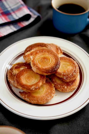 失敗しないコツあり！パイシートで作る「クイニーアマン風」レシピ