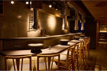 ヘルシーな“蒸しジンギスカン”も楽しめる！「恵比寿 焼肉 羊ビヨリ」オープン