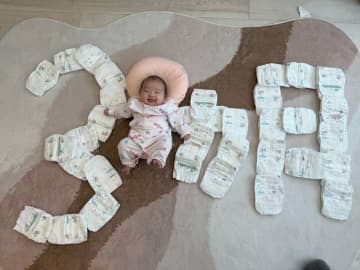 杉浦太陽、“おむつアート”で次女・夢空ちゃんの生後3カ月を報告「我が家に最高の夢をありがとう」