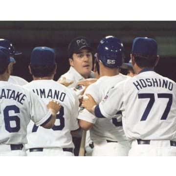 外国人審判を大豊泰昭さんが突き飛ばし…星野監督“出動”で「未経験の恐怖」を与えた舞台裏【山﨑武司 これが俺の生きる道】#47