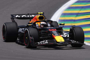 クラッシュによりウイングを旧型に変更「ラップ自体はまずまず」不可解なグリップ不足と格闘【角田裕毅F1第21戦展望】