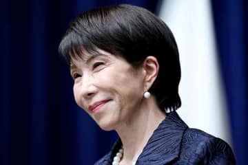 「夫婦で記念写真を撮れないことは少し残念ですが…」　高市総理と夫の絆　背中を押す言葉に感動の声　「こういう支え合いの形が一番美しい」