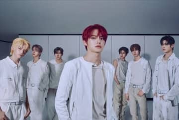 CLOSE YOUR EYES、3rdミニアルバム「blackout」コンセプトフォトを追加公開