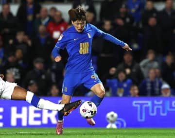 「心配はしていない」開幕14試合でまさかのゴールなし…日本代表FWの苦境に指揮官が言及「本当に良い選手」「動きや走りは素晴らしい」