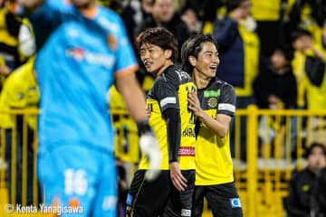 柏が4連勝！　首位鹿島を『1』差でピッタリ追走…オウンゴールで名古屋を下す