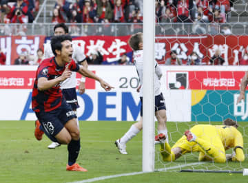 首位の鹿島、次節にもJ1優勝　2位の柏も勝って1差