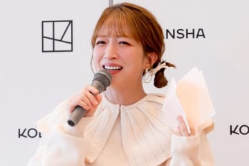 辻希美、第5子出産後初の公の場　長女・希空からのサプライズに涙