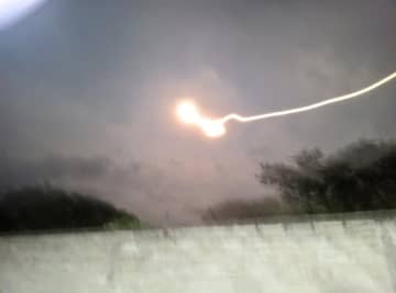 「おばけ？」夜空に浮かぶ"謎の光"がアメリカ各地で出現→正体はなんと…「条件がそろわないと見れない」