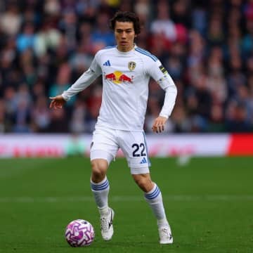 「少し物足りなかった」「攻撃面でもっと積極的に」リーズ田中碧に地元記者が要望。「十分にやれると思っているし、期待している」とも【現地発】