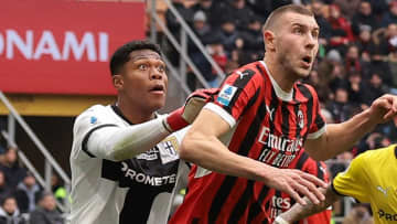 ミランが日本代表GK鈴木彩艶を視察か、「価値が3倍に跳ね上がって…」