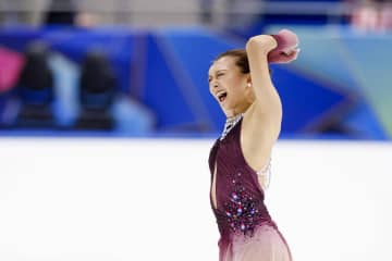 女子は坂本、男子は鍵山が優勝　フィギュアNHK杯最終日