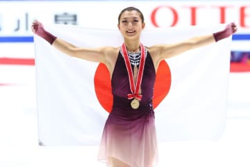 【フィギュア】坂本花織ノーミスでNHK杯連覇も… 中野コーチのダメ出しに「ありがたい」