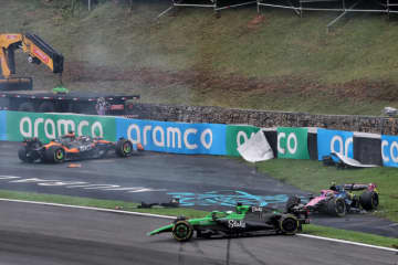 ノリスがスプリントを制す。ピアストリ失意のリタイア【レポート／F1サンパウロGP】