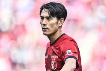 ｢漢！知念慶!!!｣首位・鹿島が“ボラン知念”の会心ヘッド弾＆魂の雄叫びで4試合ぶり勝点3！｢FWの血が騒ぎます｣｢これはボラン知念ではなくFW知念｣