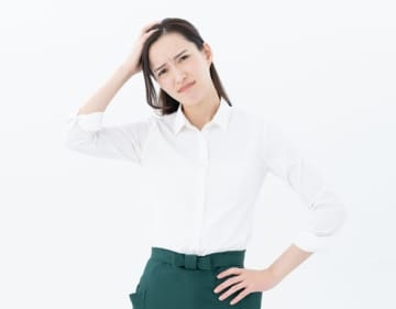 グローバル企業を目指してるのに「部長は日本語オンリー」 20代女性がウンザリする“ちぐはぐ”な職場