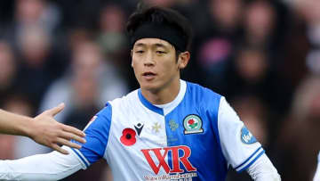 「PKを真ん中に蹴り込む冷静さ」28歳で日本代表デビューの29歳遅咲きFW、英2部で4点目のゴール