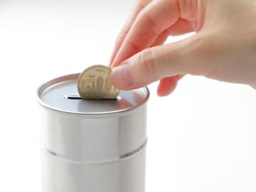 62歳女性です。パートとして月10万円程度の仕事をする場合、年金が減らされることはありますか？