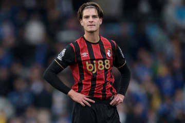 8部→6年後にA代表選出「何者？」　22歳新鋭の”シンデレラストーリー”に現地特集「国内でも注目」