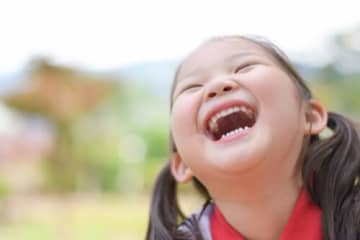 秋のわくわくイベント☆蜂の巣みたいな迷路で文字探しに挑戦！【11月15日・16日/ビバシティ彦根】